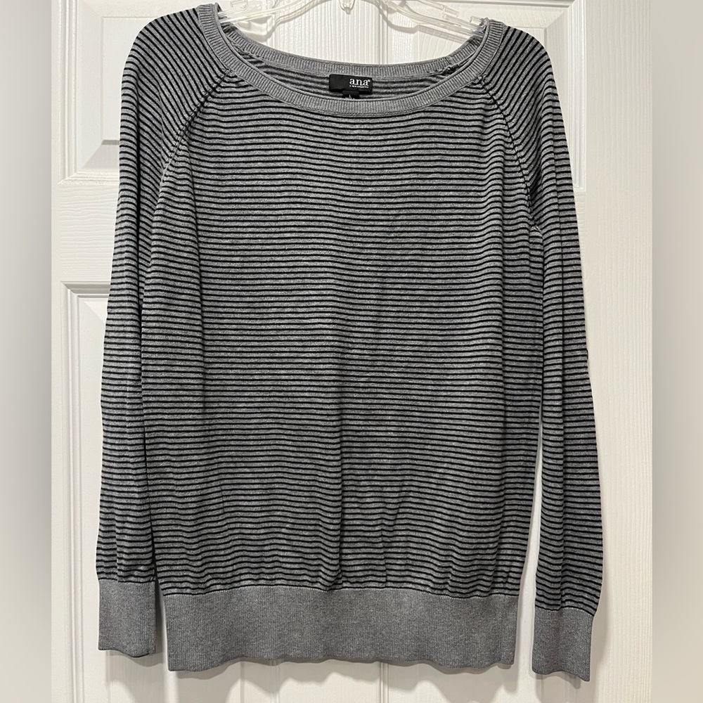 Ana sweater